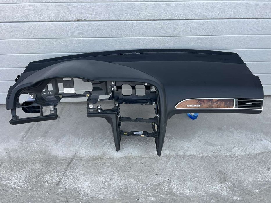 Арматурно табло Audi A6 2006г.