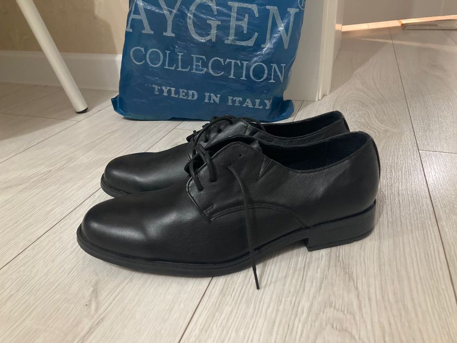 Мужская обувь, туфли, кроссовки