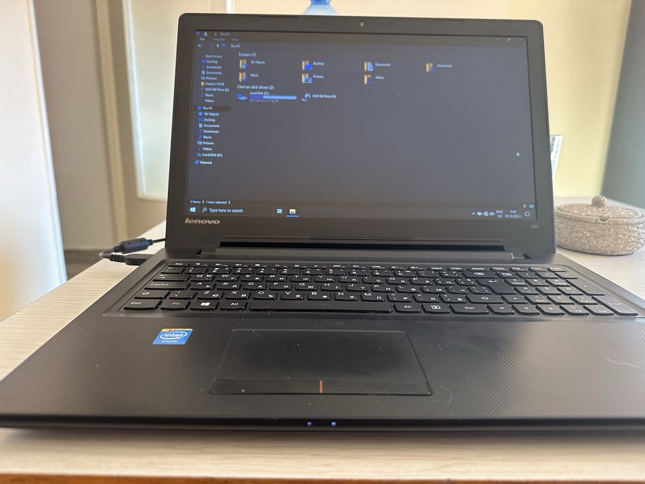 Лаптоп Lenovo 4GB/120GB SSD