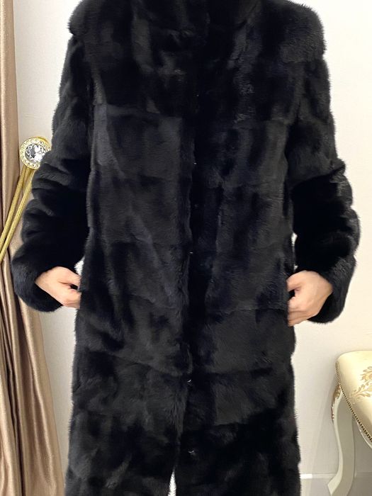 Норковая шуба чёрная
