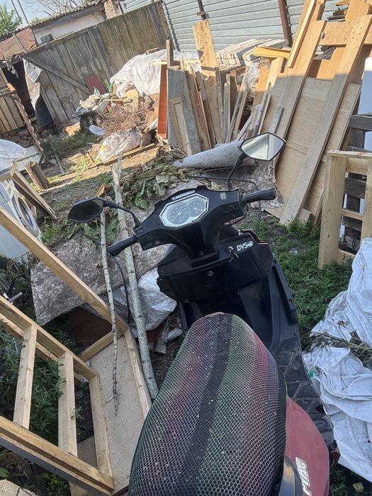 Продам или обмен скутер 150 куб