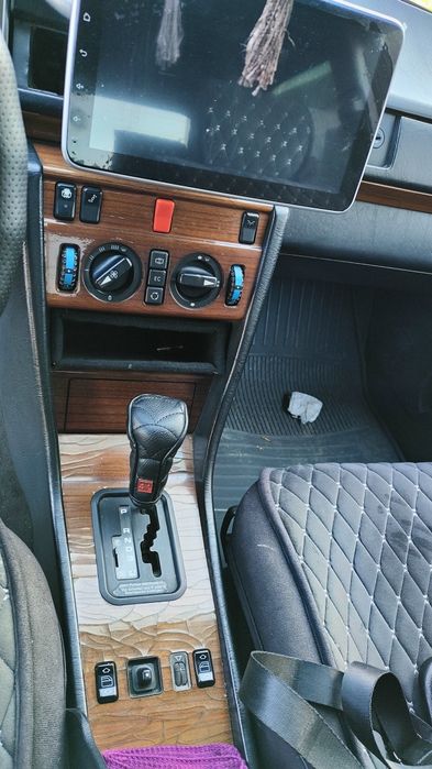 Продам Мерседес 124 Е260