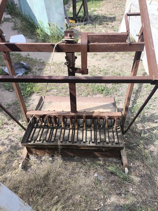 Продам станок для производства Пескоблока