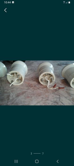 Патрон лампочек больших