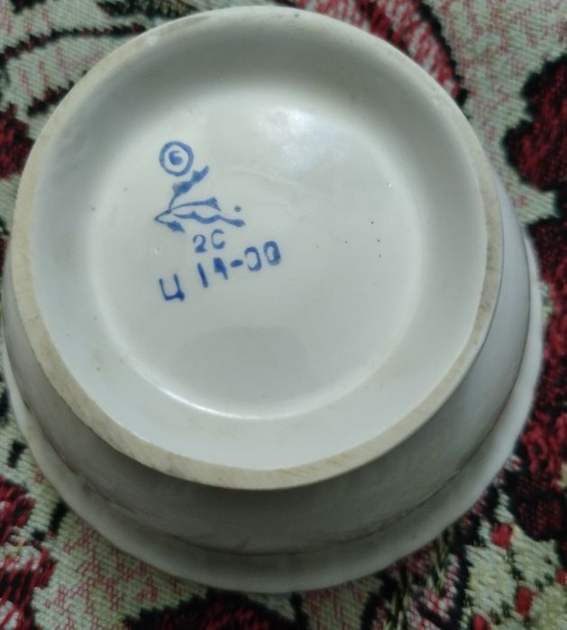 Продам сахарницу фарфор СССР