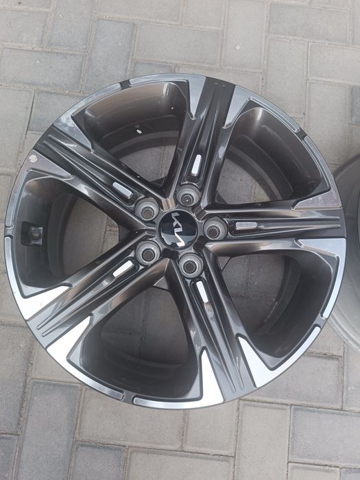 Диски kia r18 235/45