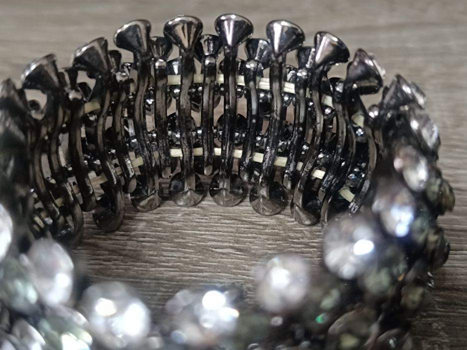 Swarovski. Женские браслеты