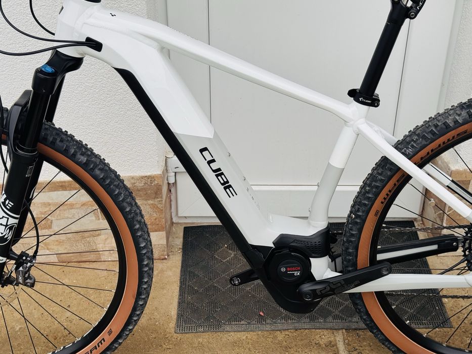 Bicicletă/MTB electric CUBE REACTION SLT, full XT DEORE, FOX , Bosch !
