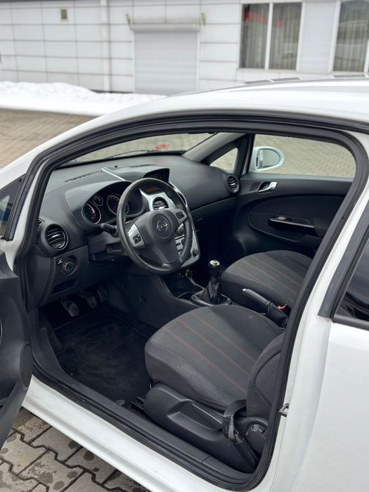Opel Corsa D 2009