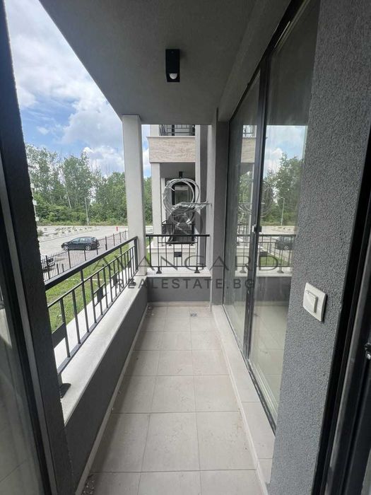 Продава се Тристаен апартамент в Пловдив, Христо Смирненски - 121 кв.м за 1480 €/кв.м - Снимка #10