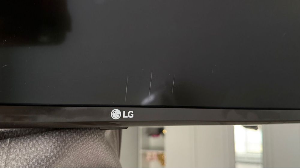 Продам телевизор LG