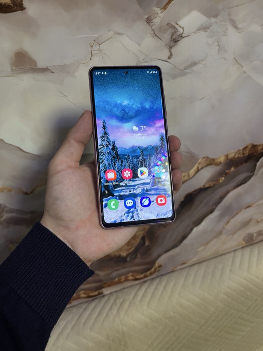 Продам телефон Samsung S20 FE 128