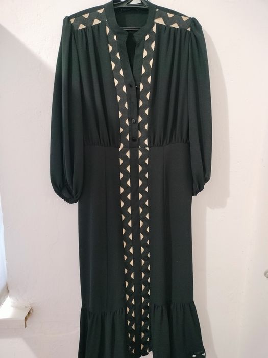 Платья б/у в отличном состоянии