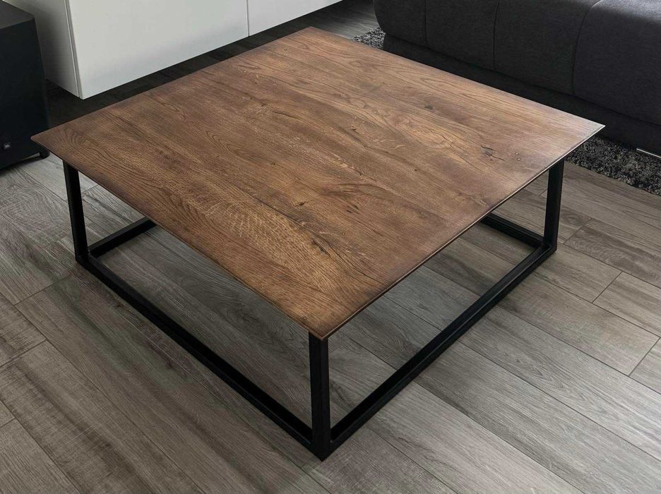 Холна маса от естествен дъб