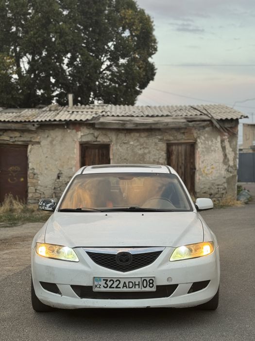 Мазда 6,2002год 2.0 объем продам срочно