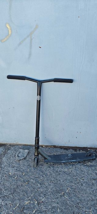 Продам трюковой самокат