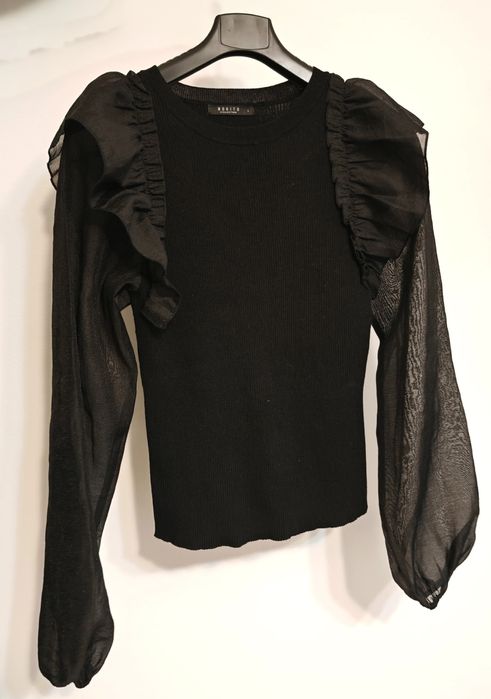 Bluza eleganta cu volane