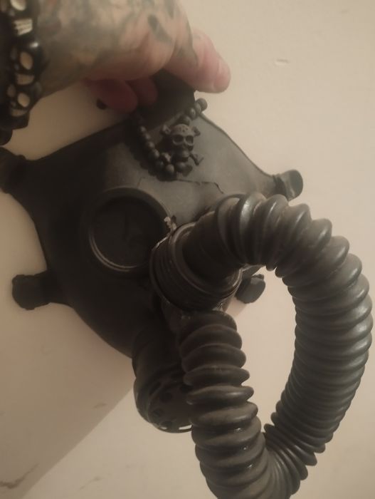 Инсталляция Сталкер