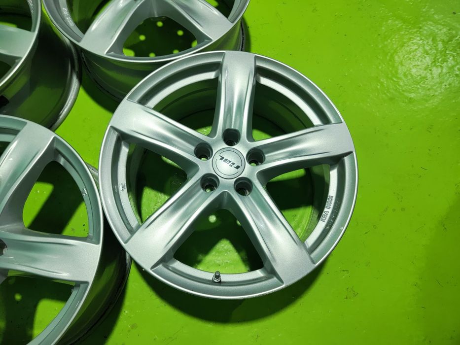 18 5x114.3 Toyota лети джанти 5х114.3