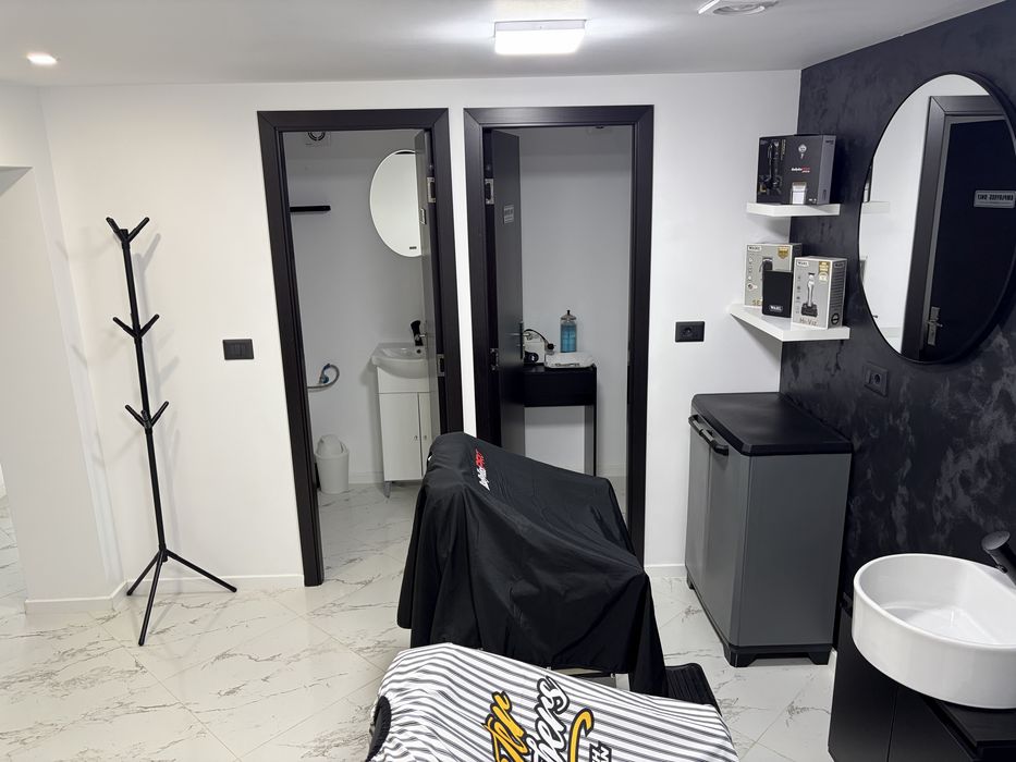 Salon de infrumisetare de inchiriat