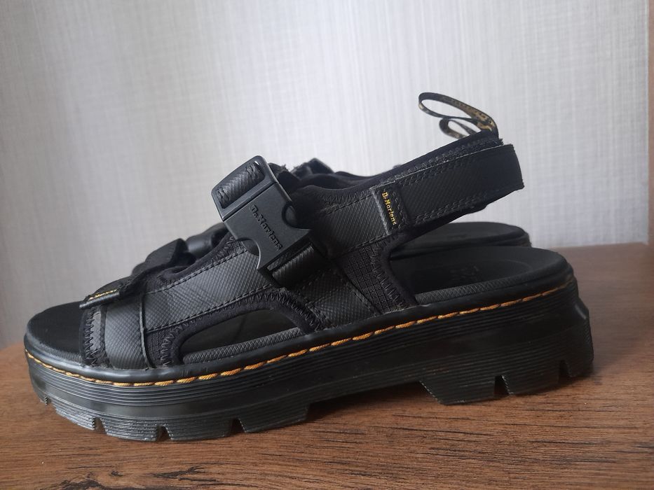 Dr Martens сандали 42 номер.