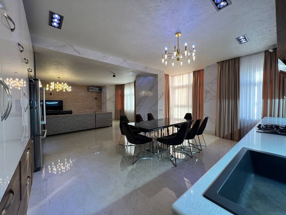 Продается 3х ком квартира, ЖК Elegant, ор-р: улица Нукусская, 183,74м²