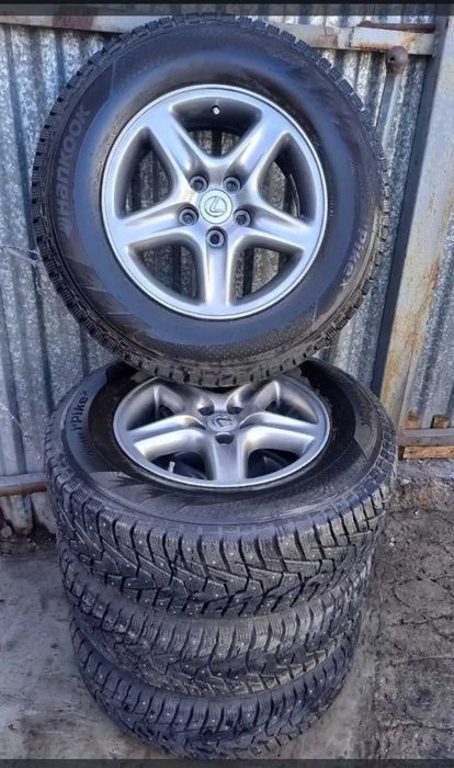 Диски с шинами на Lexus RX 300