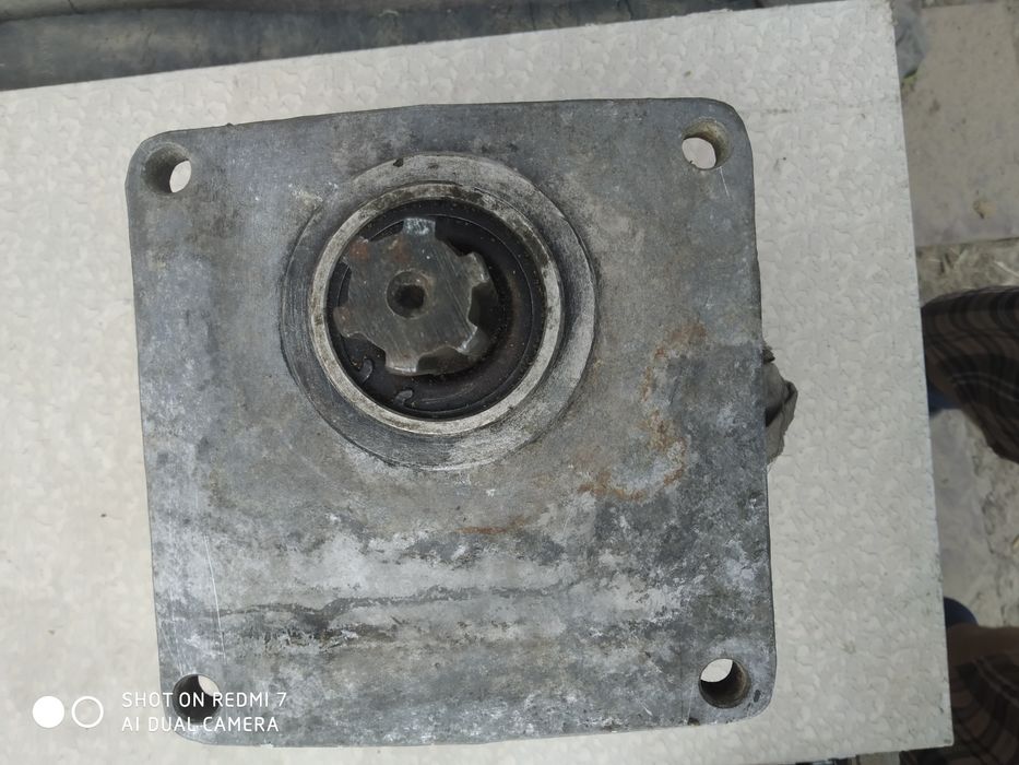 Насос гидравлический б/у