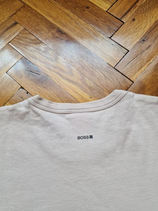 Страхотна мъжка тениска HUGO BOSS , размер XL /L
