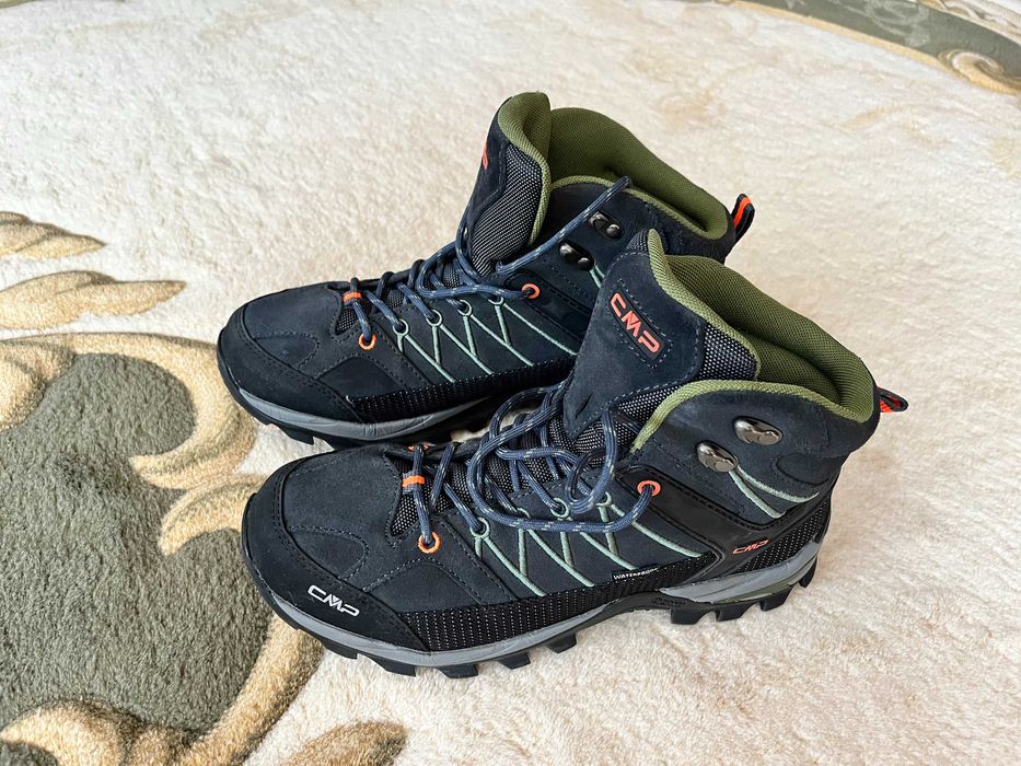 Vand bocanci trekking CMP