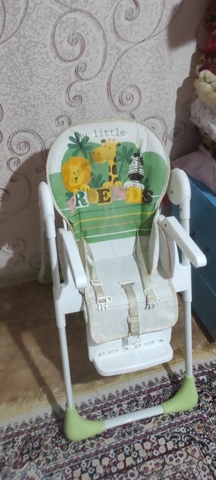 Детский стол для кормления