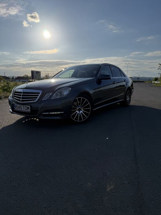 Vand Mercedes Benz E Class W212 e300 hybrid