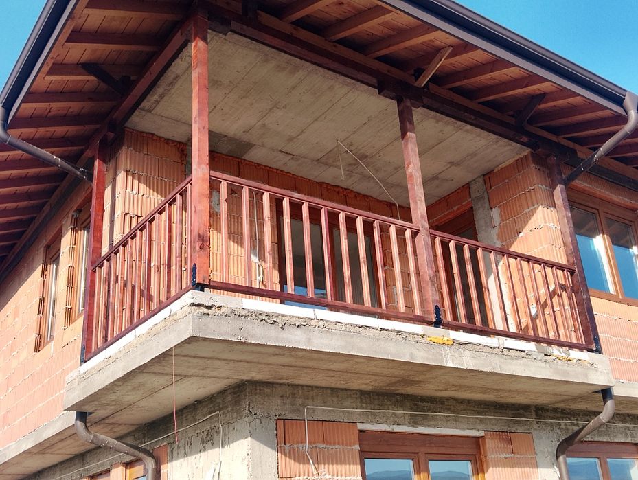 Дървени Парапети