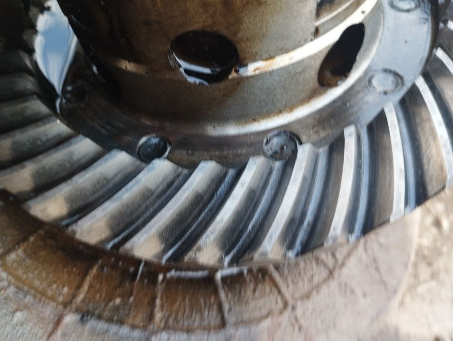 Редуктор на Уаз,37 зуб.