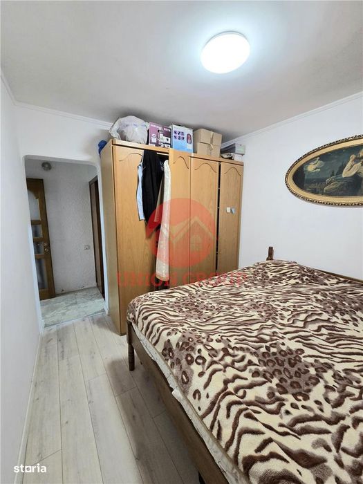 Apartament 4 Camere in Vila, Curte si Intrare Separata, Zona Andrei Sa
