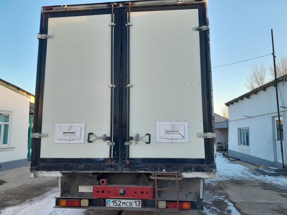 Мерседес с Холодильник