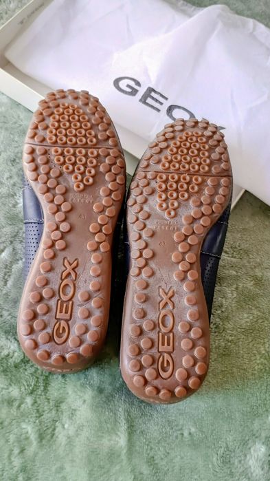 Mocasini din piele,noi.