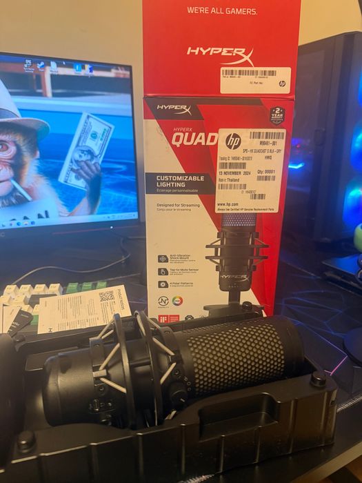 Микрофон HyperX Quadcast S