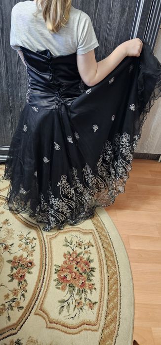 Продам платье на выпускной