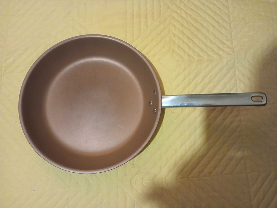 Тиган с незалепващо покритие Ikea