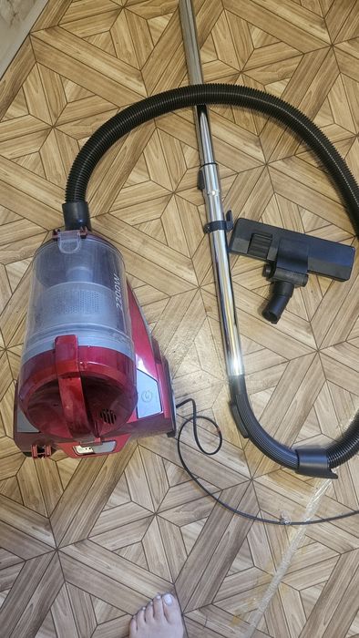 Продам пылесос срочно