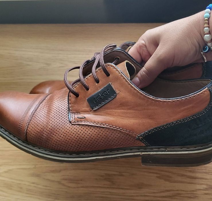 Продавам обувки rieker. Почти не са обували.без забележки.цена 75 лв.