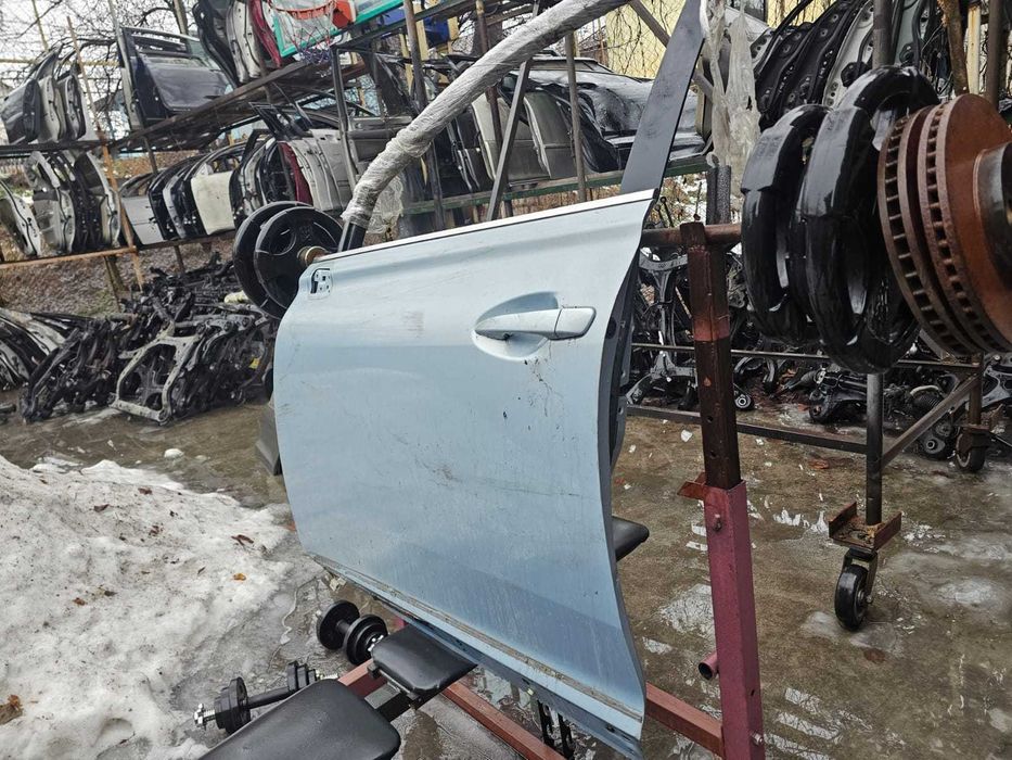 Левая дверь на LEXUS RX350//270//450h