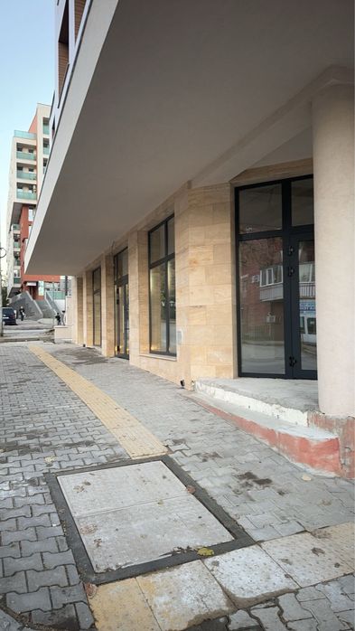 Дава се под наем Магазин в Велико Търново, Зона Б - 135 кв.м за 714 € - Снимка #2