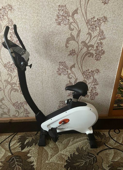 Велотренажер HB-8243HPM