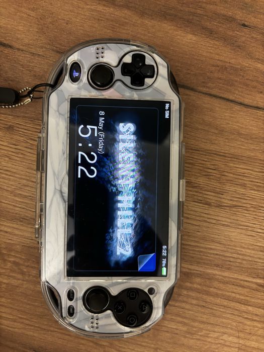 psvita продам с картой памяти