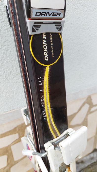 Ски и ски обувки 9ти размер