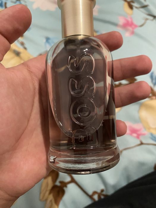 продаю оригинал Духи Boss
