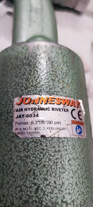 Pistol de nituri popnituri jonesway profesional integral metalic .