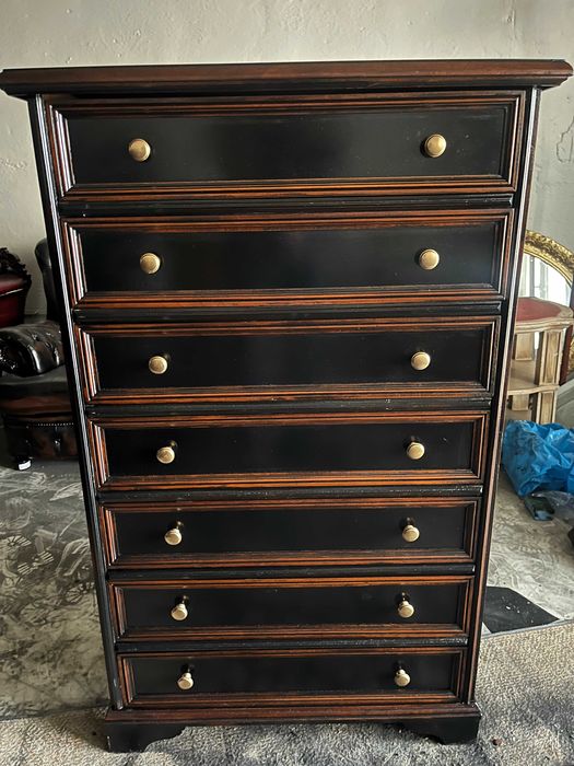 Comoda baroc,recent restaurata!